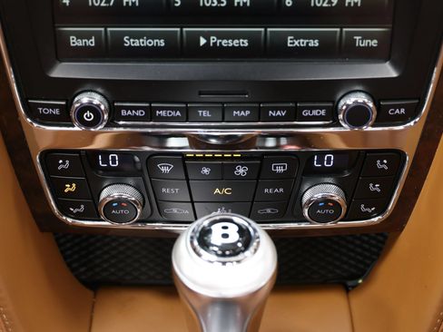 Used 2014 Bentley Flying Spur W12 AWD/4WD image 43