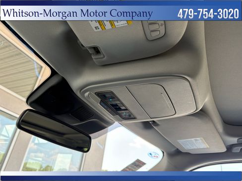 Used 2025 Ford Expedition Platinum w/ Driver's Package AWD/4WD image 32