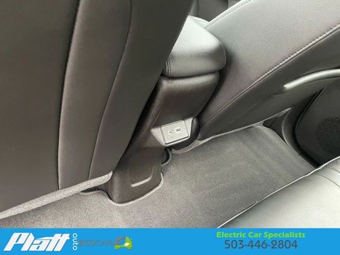 Used 2022 Chevrolet Bolt LT w/ Infotainment Package image 43