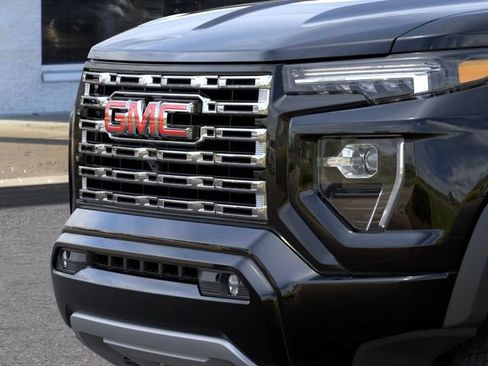 New 2026 GMC Canyon Denali AWD/4WD image 13