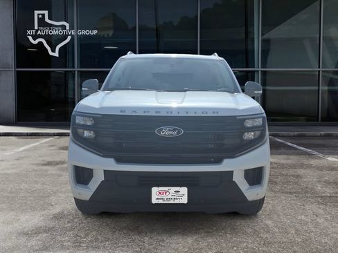 Used 2026 Ford Expedition Max Active AWD/4WD image 8