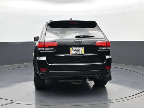 Used 2020 Jeep Grand Cherokee Altitude AWD/4WD image 6