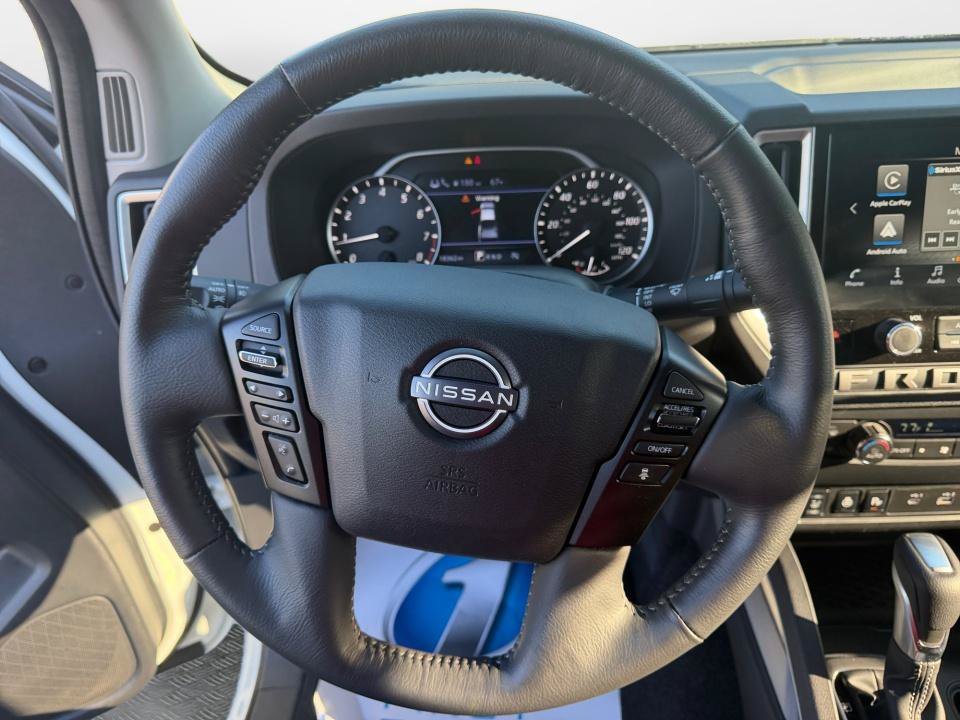 Used 2025 Nissan Frontier SV w/ SV Convenience Package RWD image 10