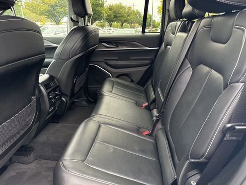 Certified 2022 Jeep Grand Cherokee Limited image 22