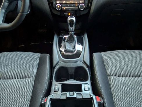 Used 2019 Nissan Rogue Sport SV w/ Technology Package image 22