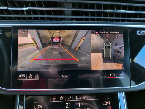 Used 2019 Audi Q8 Premium Plus w/ Premium Plus image 25