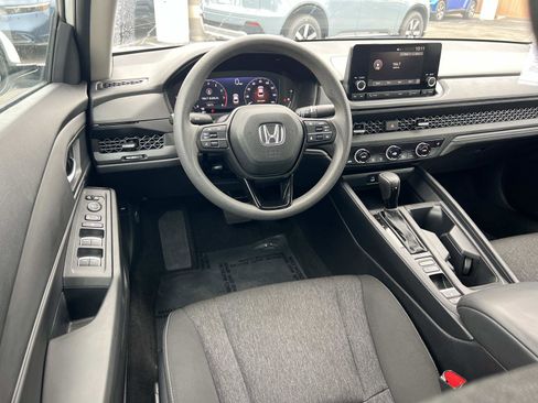 Certified 2023 Honda Accord EX image 7