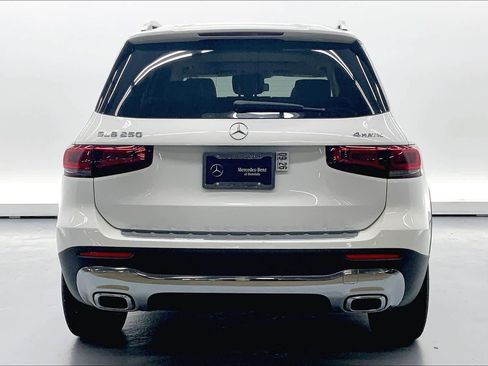 Certified 2022 Mercedes-Benz GLB 250 4MATIC image 3