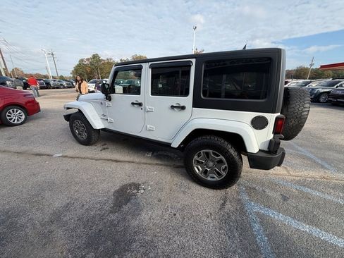Used 2014 Jeep Wrangler Freedom Edition image 4