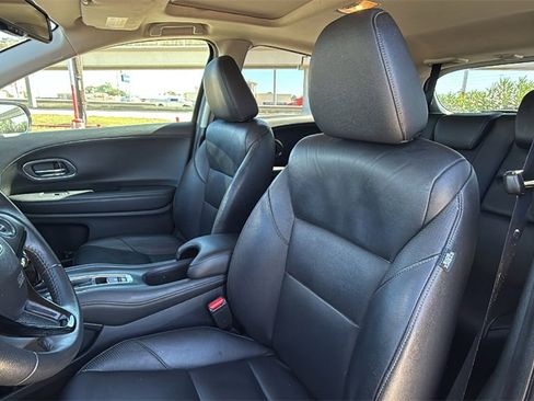 Used 2018 Honda HR-V EX-L image 13