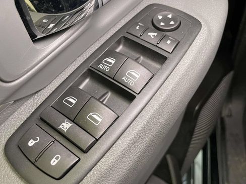 Used 2026 BMW X7 xDrive40i w/ Executive Package AWD/4WD image 68