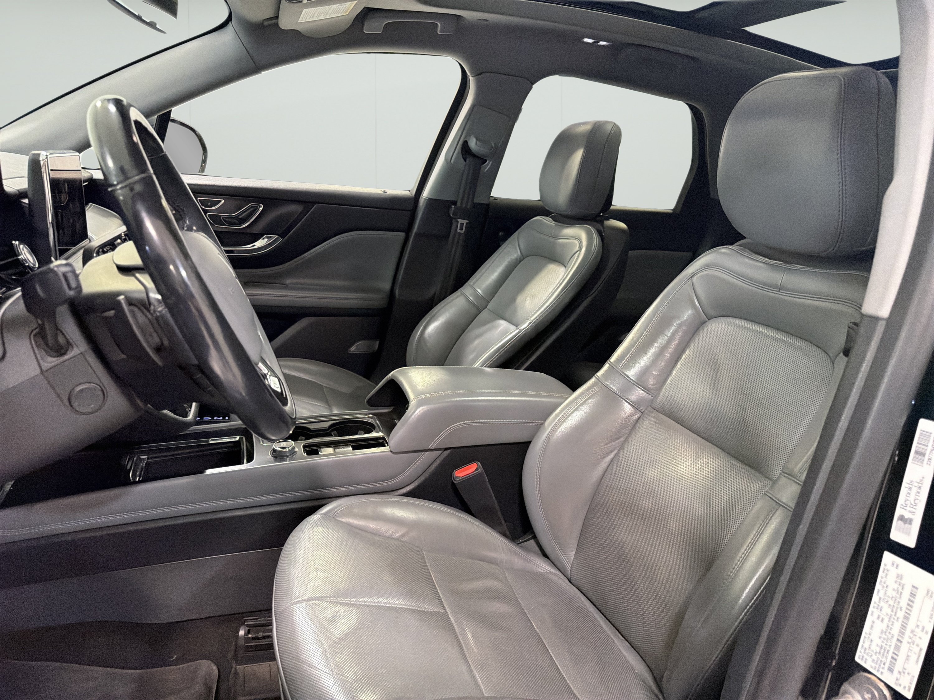 Used 2020 Lincoln Corsair Reserve w/ Elements Package FWD image 9