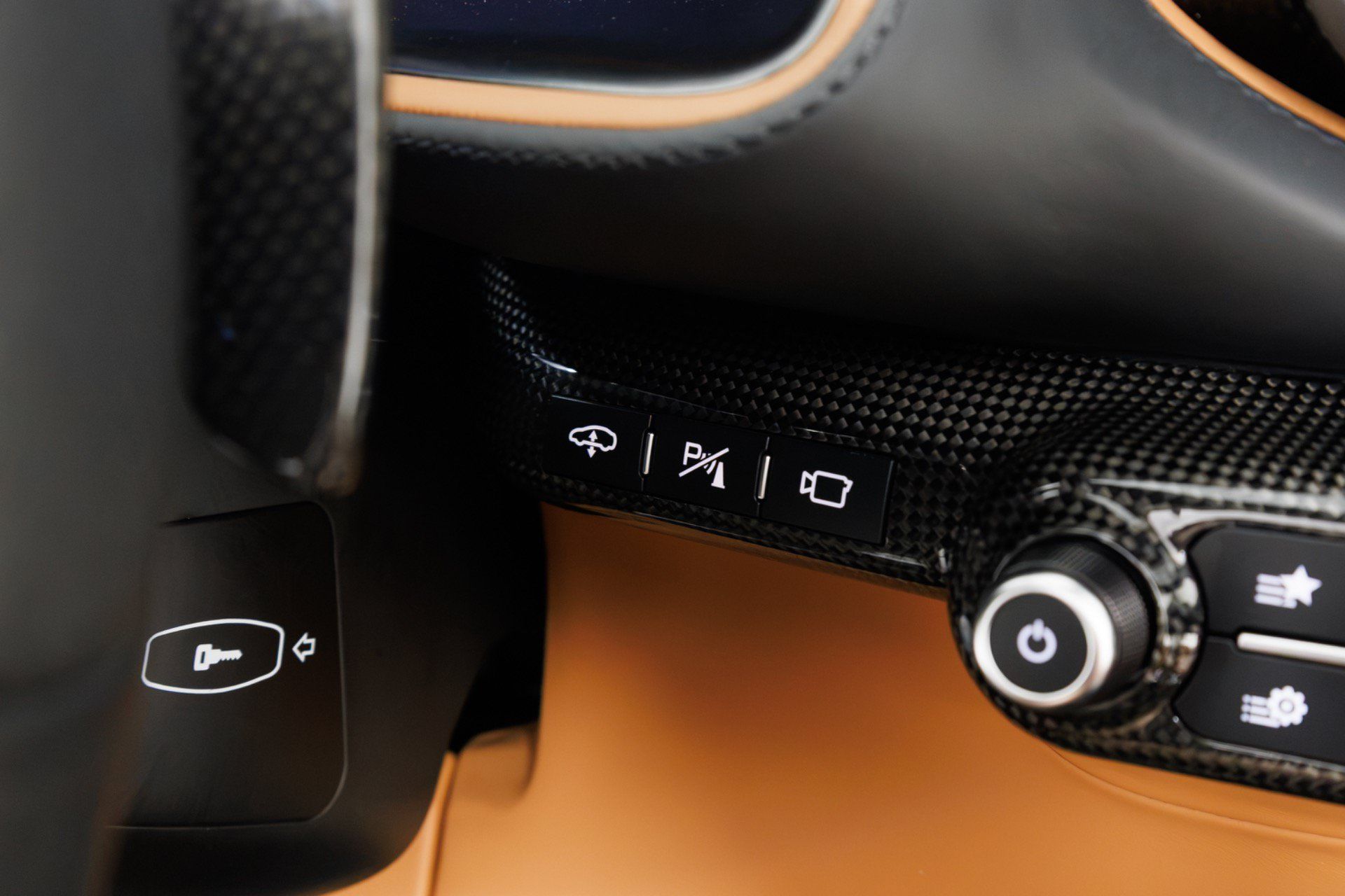 Used 2021 Ferrari 812 GTS RWD image 32