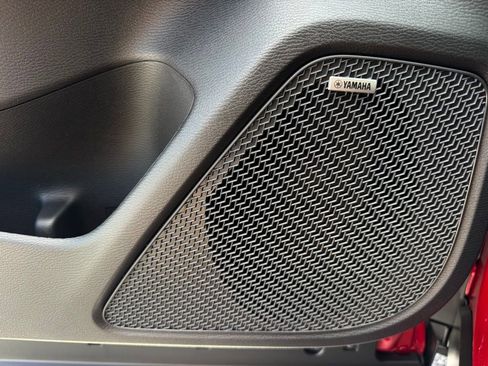 New 2025 Mitsubishi Outlander ES image 33