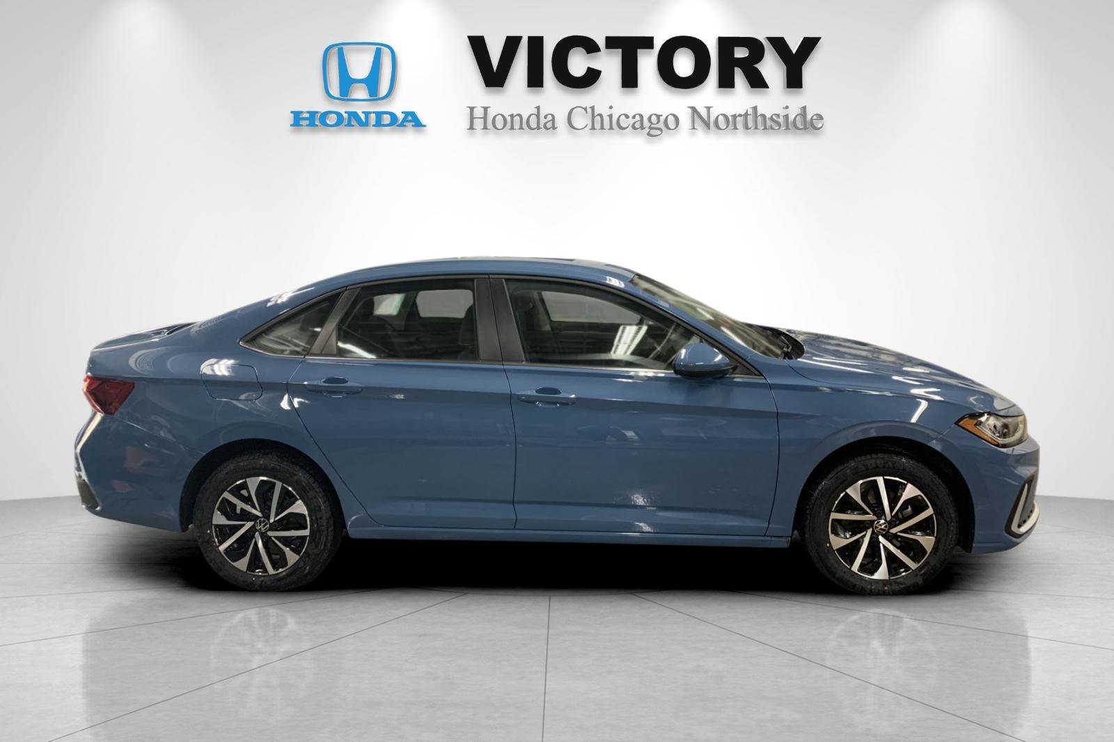 Used 2025 Volkswagen Jetta S FWD image 2