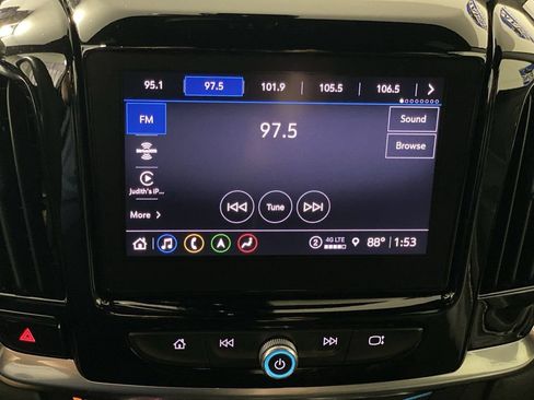 Used 2024 Chevrolet Traverse Premier w/ Redline Edition FWD image 18