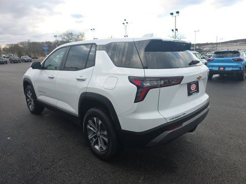 New 2026 Chevrolet Equinox LT w/ Convenience Package II image 4