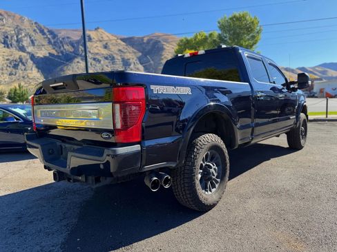 Used 2022 Ford F350 Platinum w/ Tremor Off-Road Package image 12