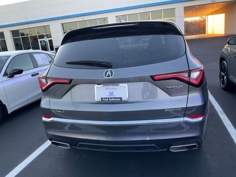 Certified 2024 Acura MDX SH-AWD w/ Technology Package image 8