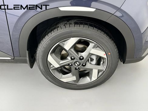 Certified 2026 Hyundai Venue SEL FWD image 36