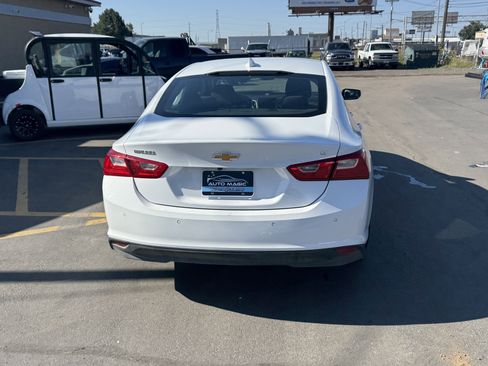 Used 2024 Chevrolet Malibu LT image 4