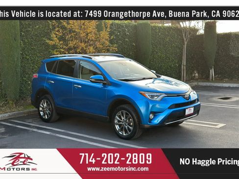 Used 2017 Toyota RAV4 Limited image 4