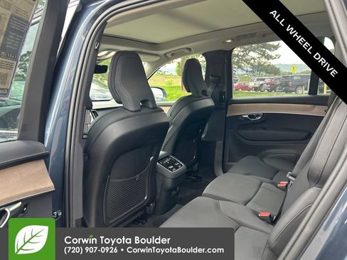 Used 2025 Volvo XC90 B6 Plus AWD/4WD image 21