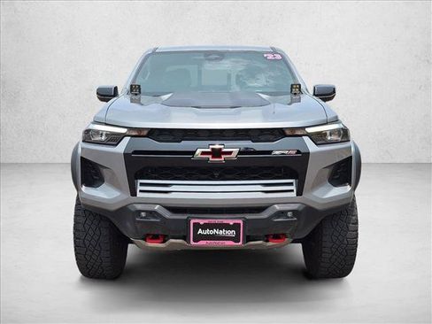 Used 2023 Chevrolet Colorado ZR2 w/ ZR2 Convenience Package III AWD/4WD image 2