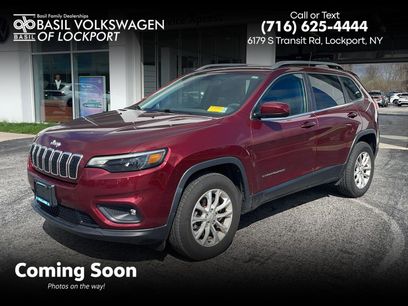 Used 2019 Jeep Cherokee Latitude w/ Popular Appearance Group