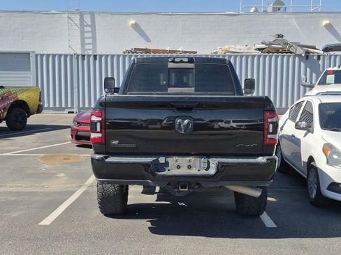 Used 2022 RAM 2500 Big Horn w/ Level C Equiment Group AWD/4WD image 9