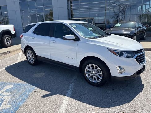 Used 2021 Chevrolet Equinox LT image 36