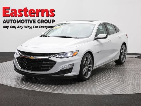 Used 2024 Chevrolet Malibu LT FWD image 1