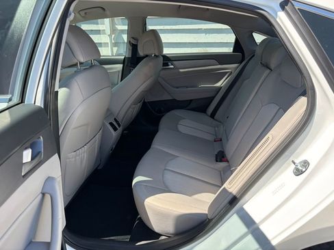 Used 2017 Hyundai Sonata Plug-In Hybrid FWD image 24