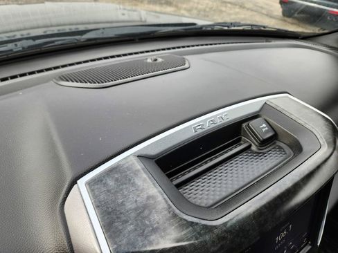 Used 2019 RAM 1500 Big Horn image 8