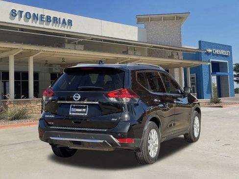 Used 2020 Nissan Rogue SV image 5