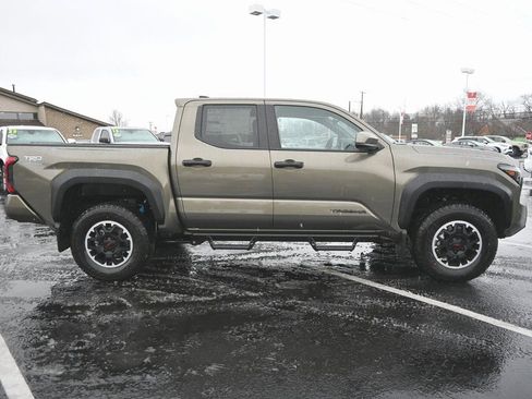 New 2026 Toyota Tacoma TRD Off-Road image 8