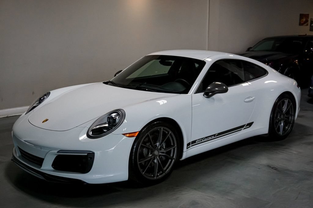 Used 2018 Porsche 911 Carrera image 5