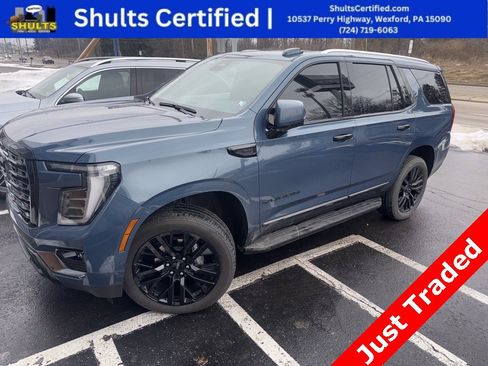 Used 2025 GMC Yukon Elevation w/ LPO, Floor Liner Package image 1