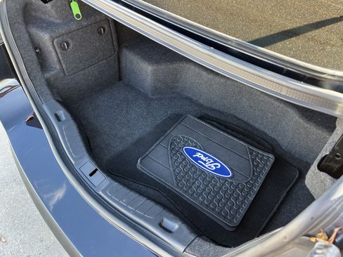 Used 2018 Ford Fusion Titanium image 36