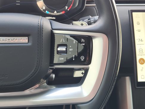 Used 2024 Land Rover Range Rover Long Wheelbase SE image 30