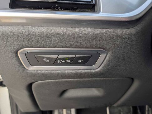 Used 2024 BMW X7 M60i w/ Executive Package image 13