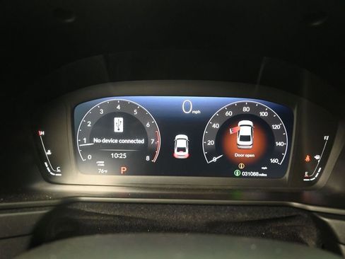 Used 2024 Honda Accord EX image 11