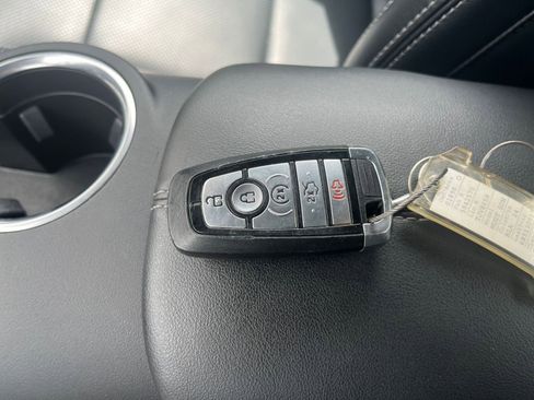 Used 2024 Ford Mustang Premium image 20