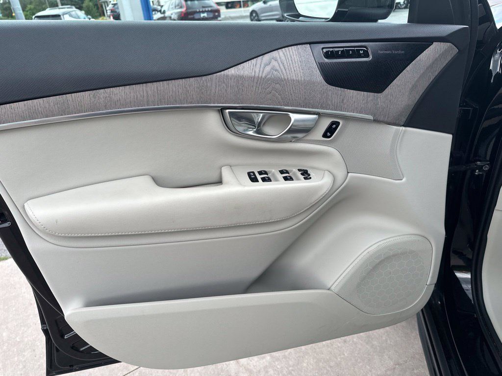 Certified 2023 Volvo XC90 B6 Plus w/ Protection Package Premier AWD/4WD image 20