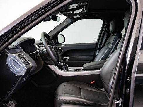 Used 2019 Land Rover Range Rover Sport HSE image 25