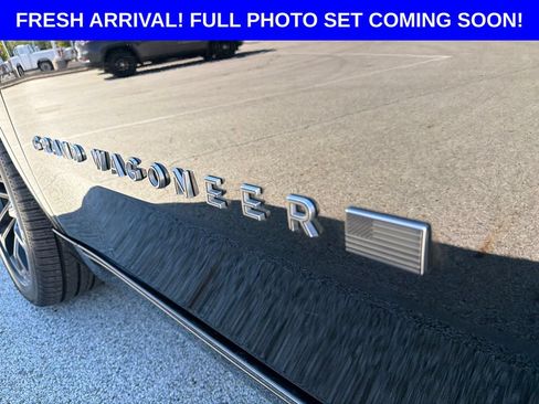Used 2024 Jeep Grand Wagoneer Series II Obsidian w/ Quick Order Packagew 28T AWD/4WD image 48