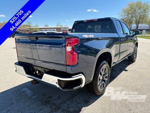 Used 2022 Chevrolet Silverado 1500 LT AWD/4WD image 7