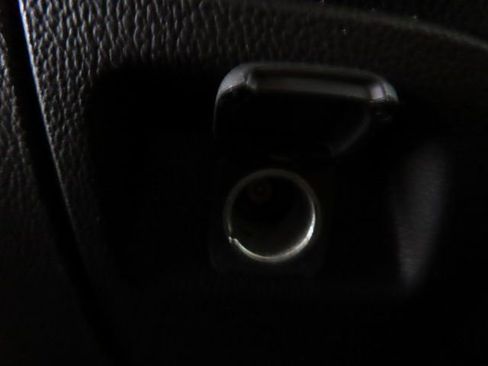 Used 2015 GMC Sierra 2500 SLE w/ Suspension Package, Off-Road image 24