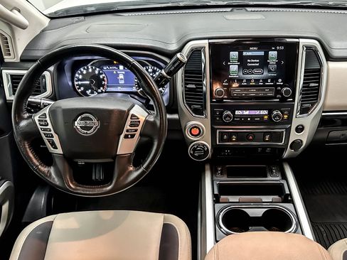 Used 2021 Nissan Titan SV w/ SV Convenience Package AWD/4WD image 12
