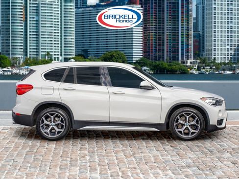 Used 2019 BMW X1 sDrive28i image 4